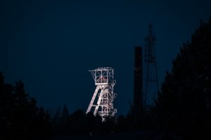 Der Bergbau schließt und Schalke würdigt dies.